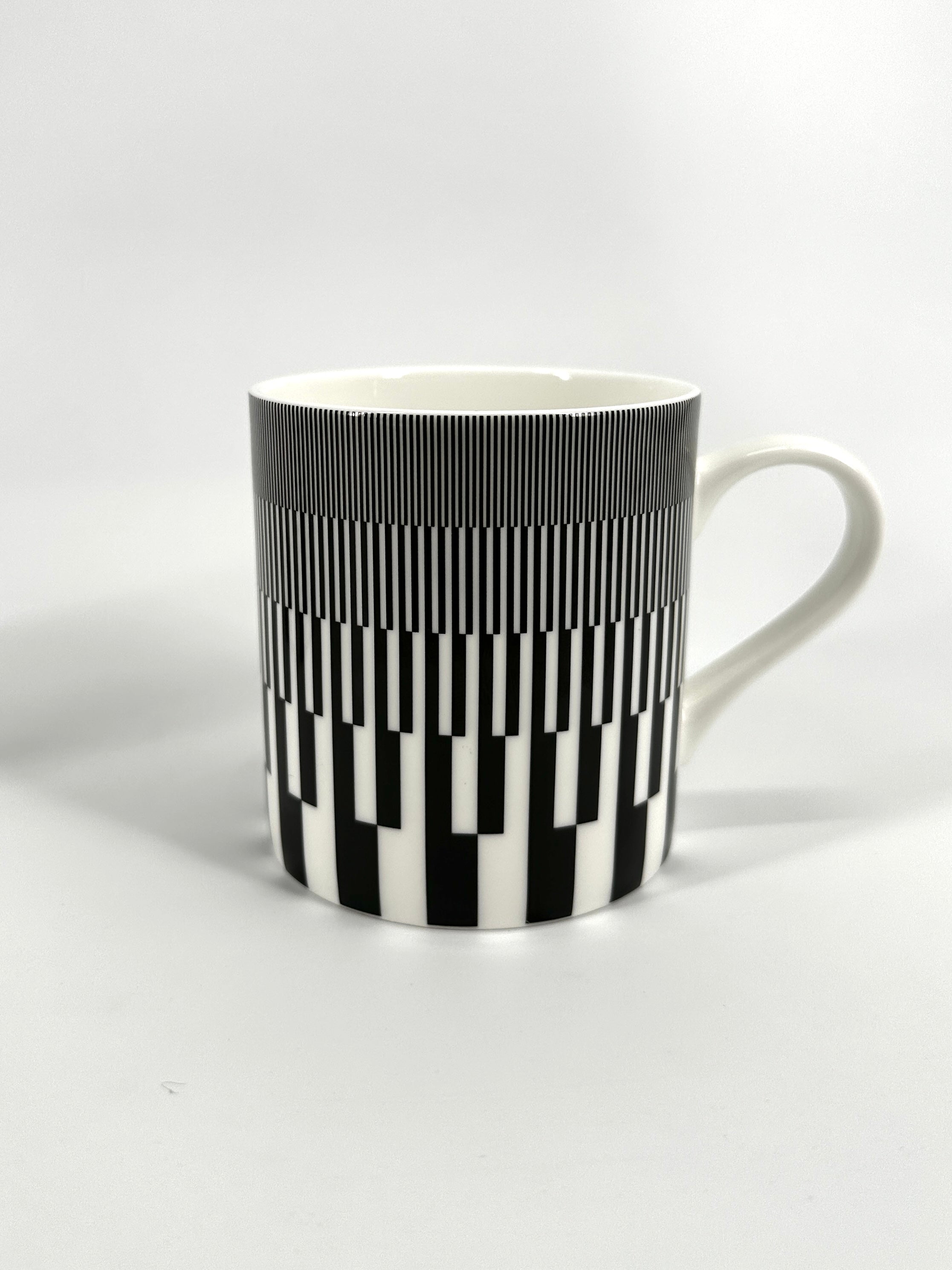 MUG 570C