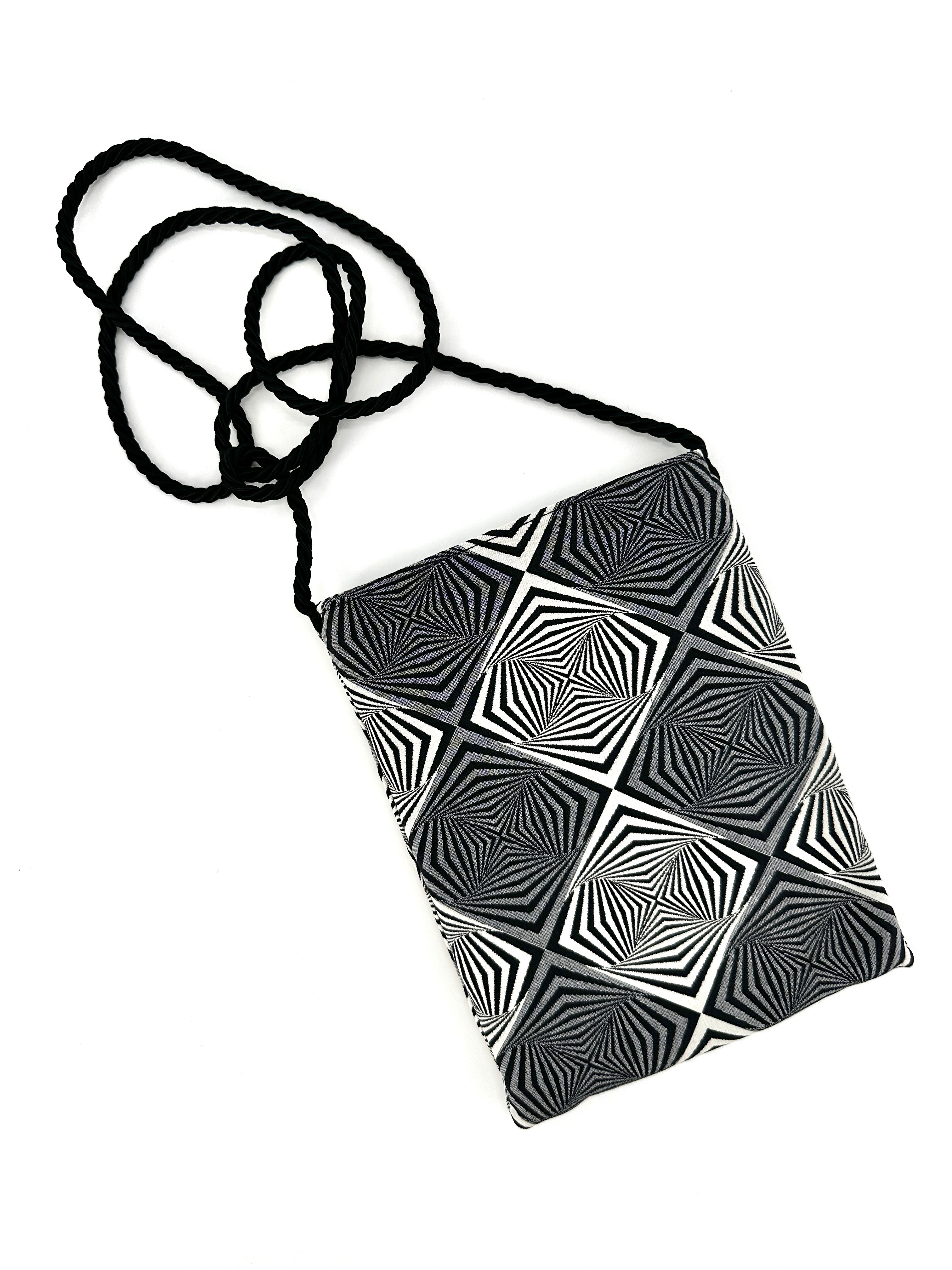 Borsina Tibetana 678 nera
