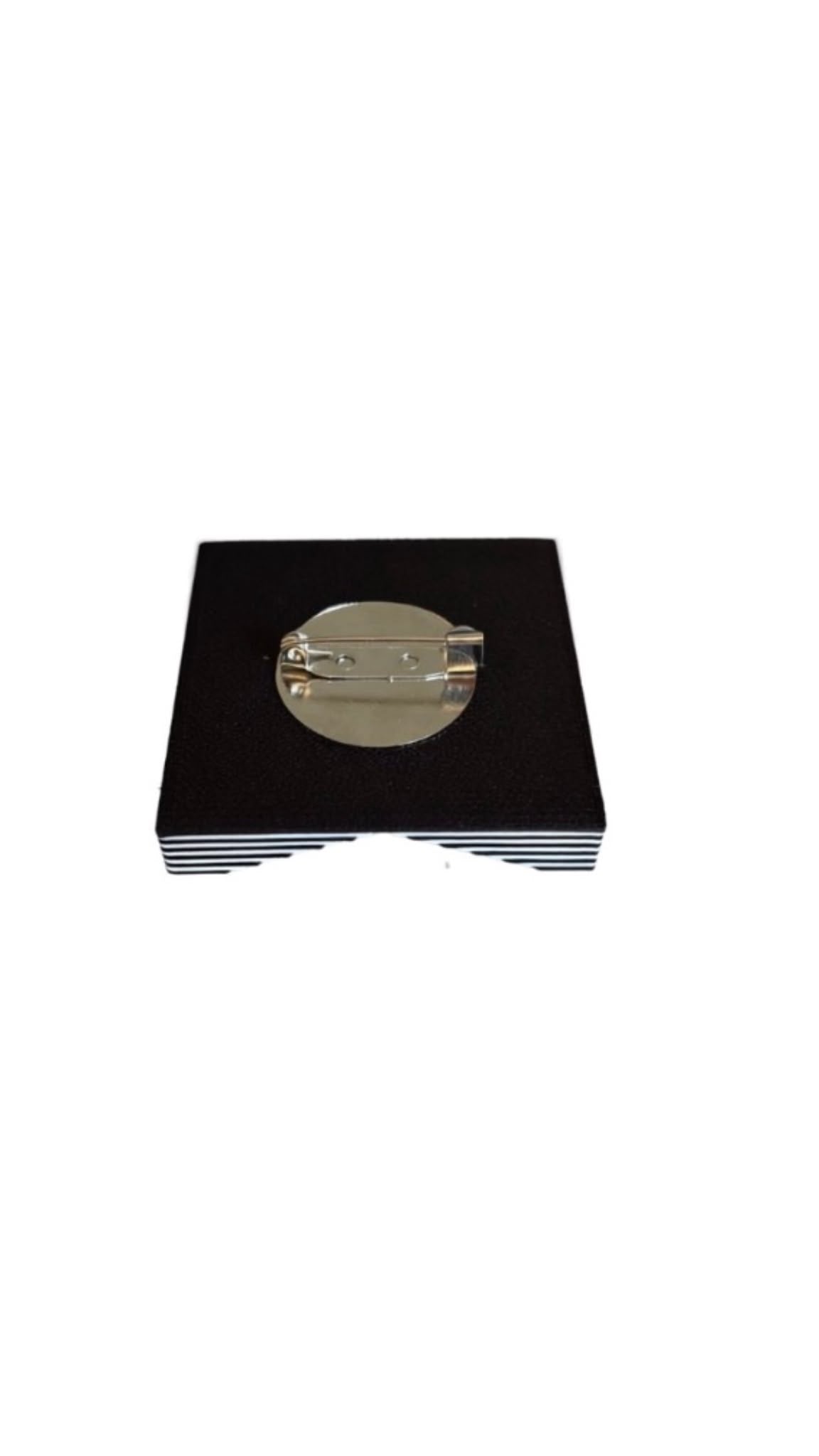 Spilla 711A